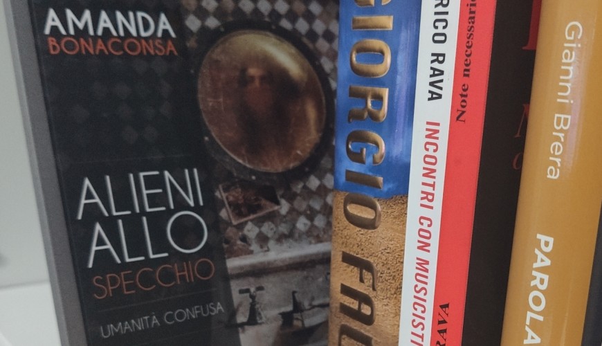 Alieni allo specchio